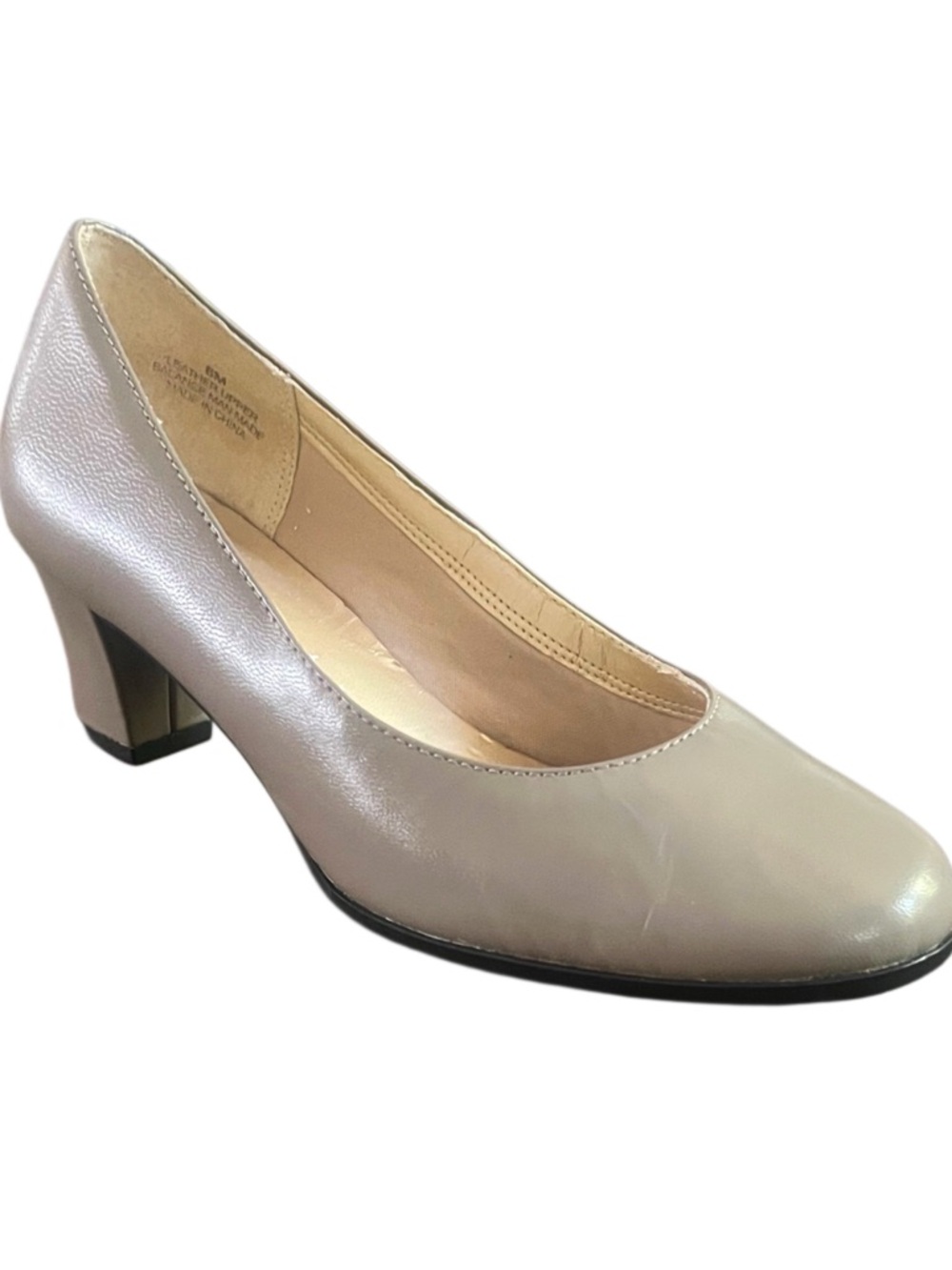 David Tate Women's. Taupe Leather Pump  Size 6